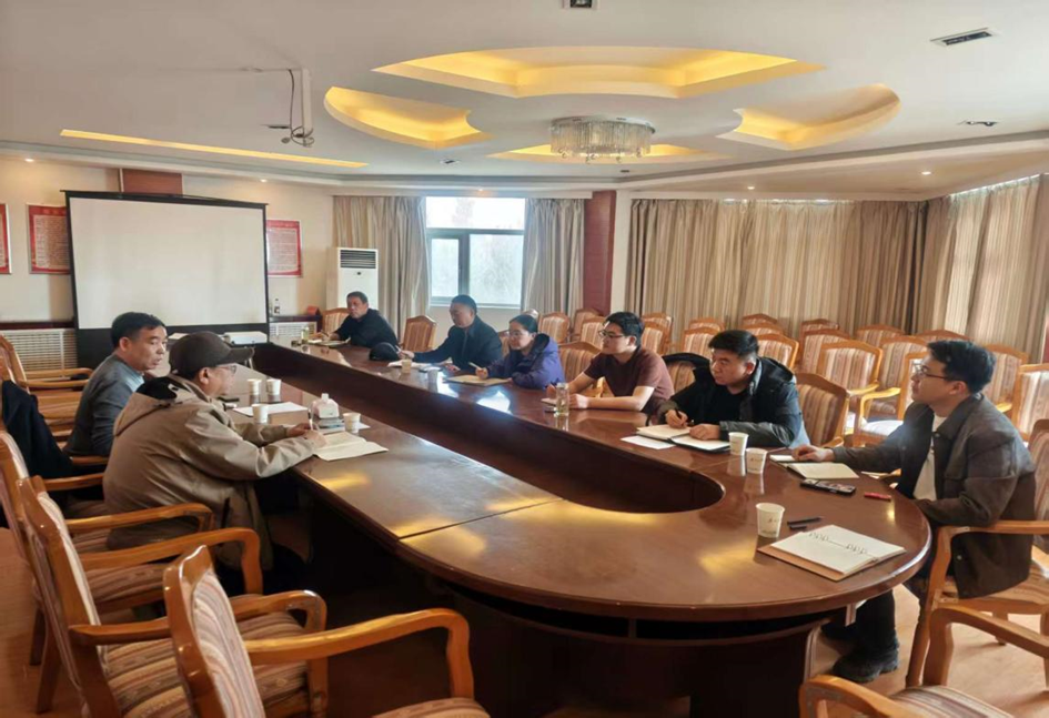 发挥银龄专家优势 助力治沙科技攻关--“徐先英甘肃省银龄专家工作室”工作安排进度会