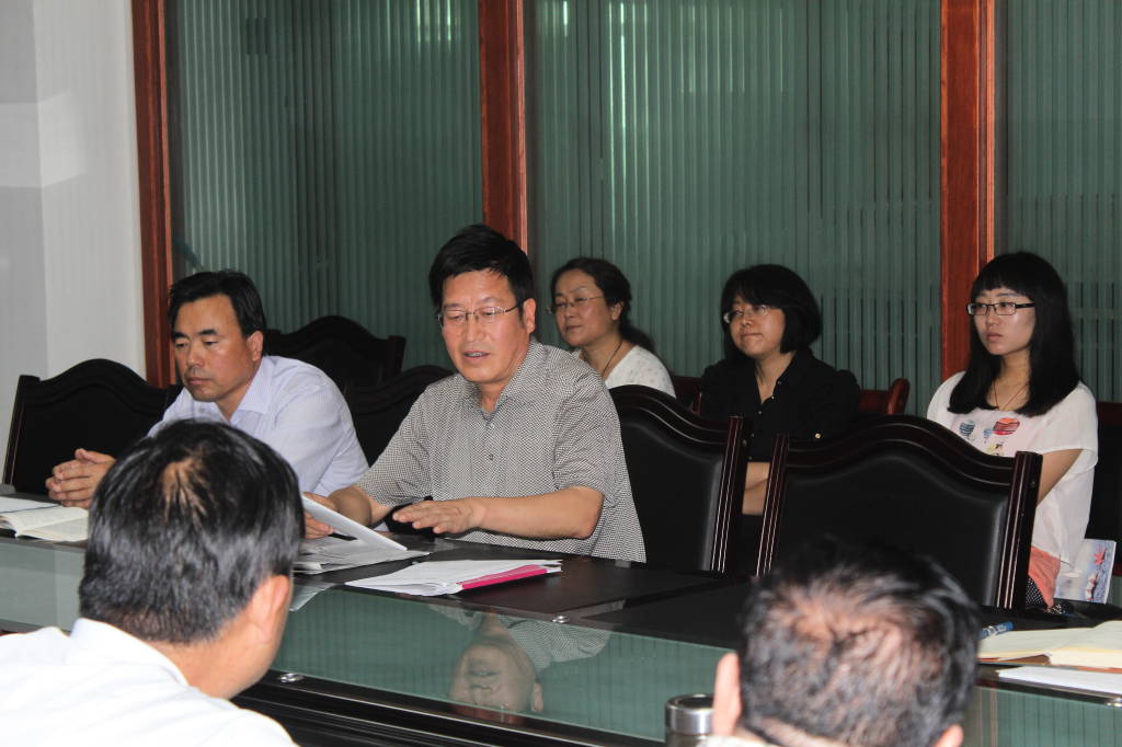 省治沙研究所召开庆“七一”党员座谈会