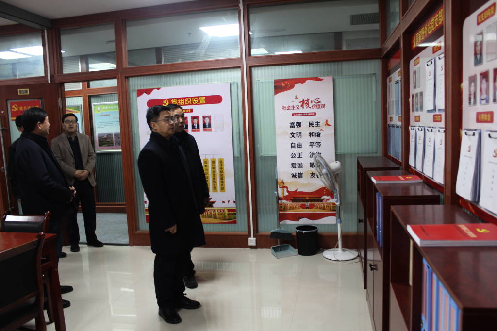 1766132319463961.jpg 1766132319463961.jpg